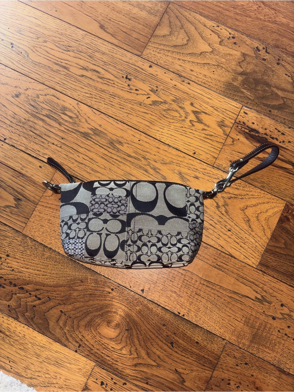 Y2K Vintage Coach Monogram Patchwork Signature Wristlet in Black and Grey - Picture 3 of 5